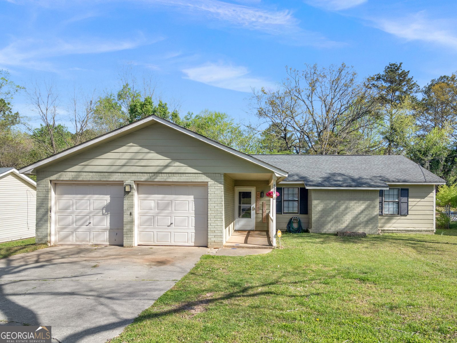 535 Oak Trace Court Jonesboro - Photo 1