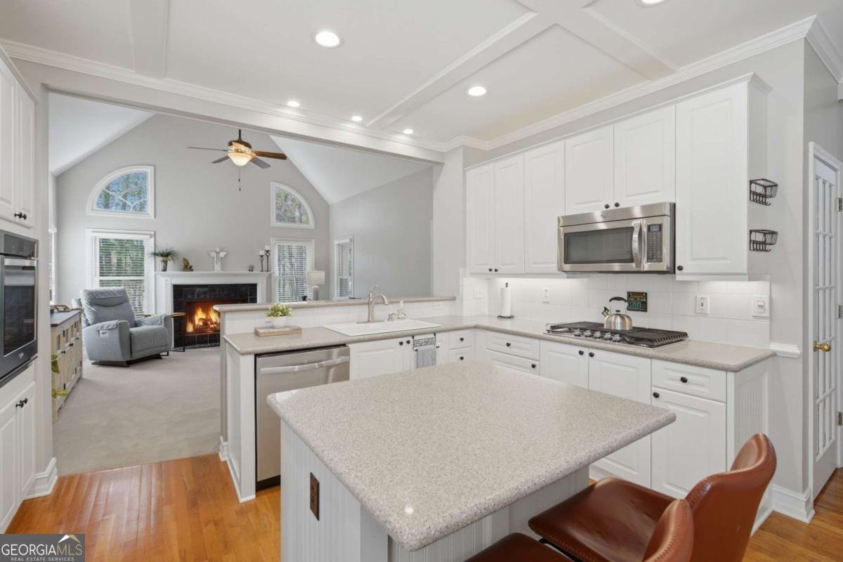 675 Silver Peak Court Suwanee - Photo 9