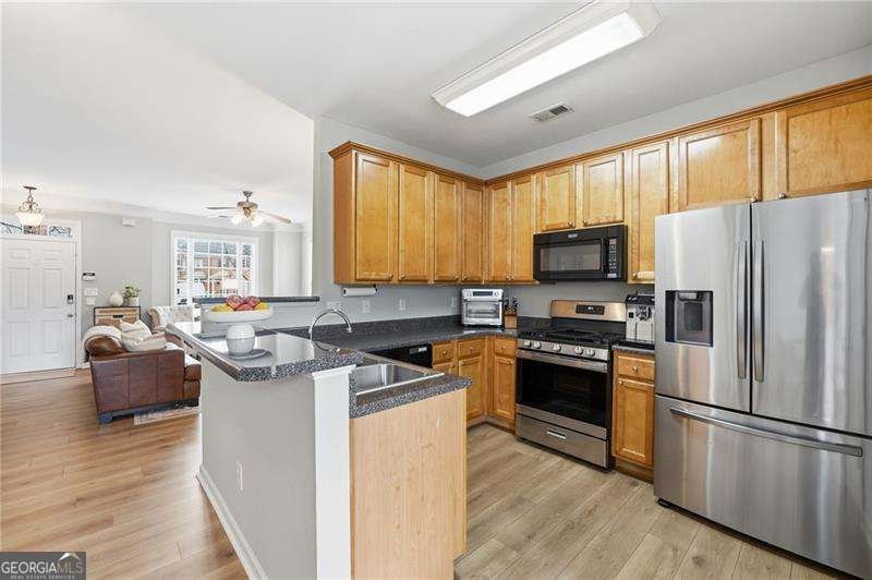 1710 Heights Circle Kennesaw - Photo 18