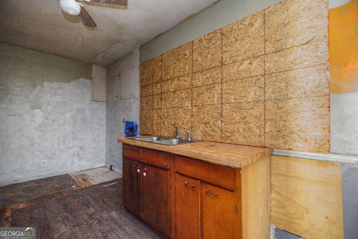 3970 Joanne Court Forest Park - Photo 9