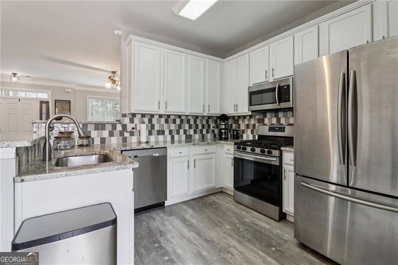 1787 Heights Circle Kennesaw - Photo 9