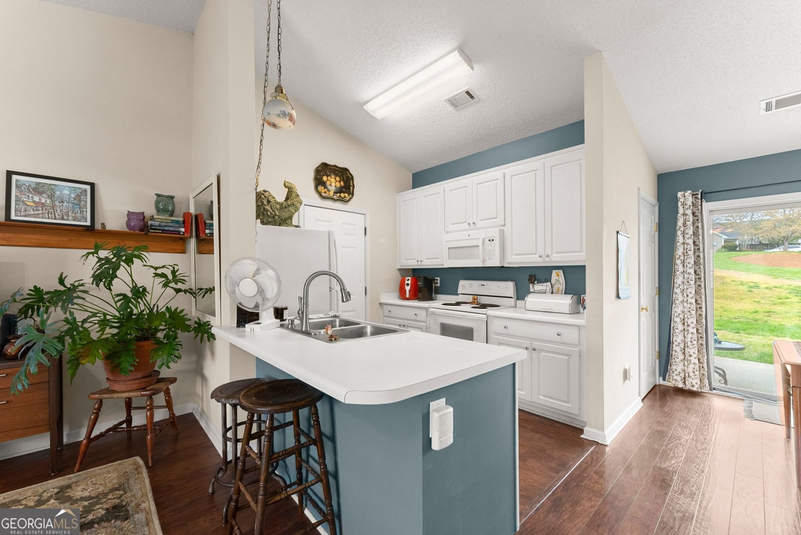 3033 Bentley Park Circle Gainesville - Photo 7