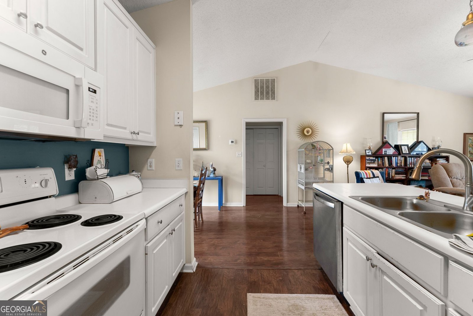 3033 Bentley Park Circle Gainesville - Photo 9