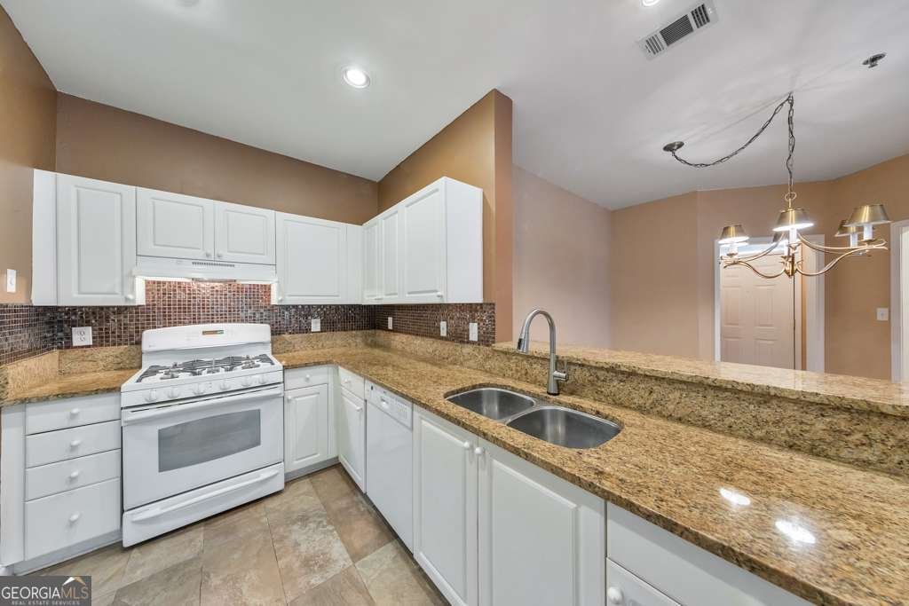 1002 Vinings Forest Lane Smyrna - Photo 11