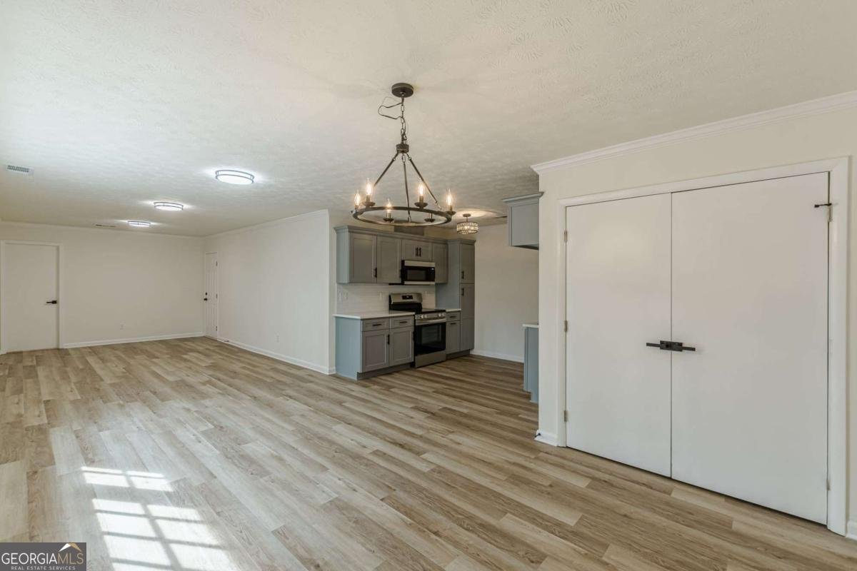 7498 Helms Court Jonesboro - Photo 30