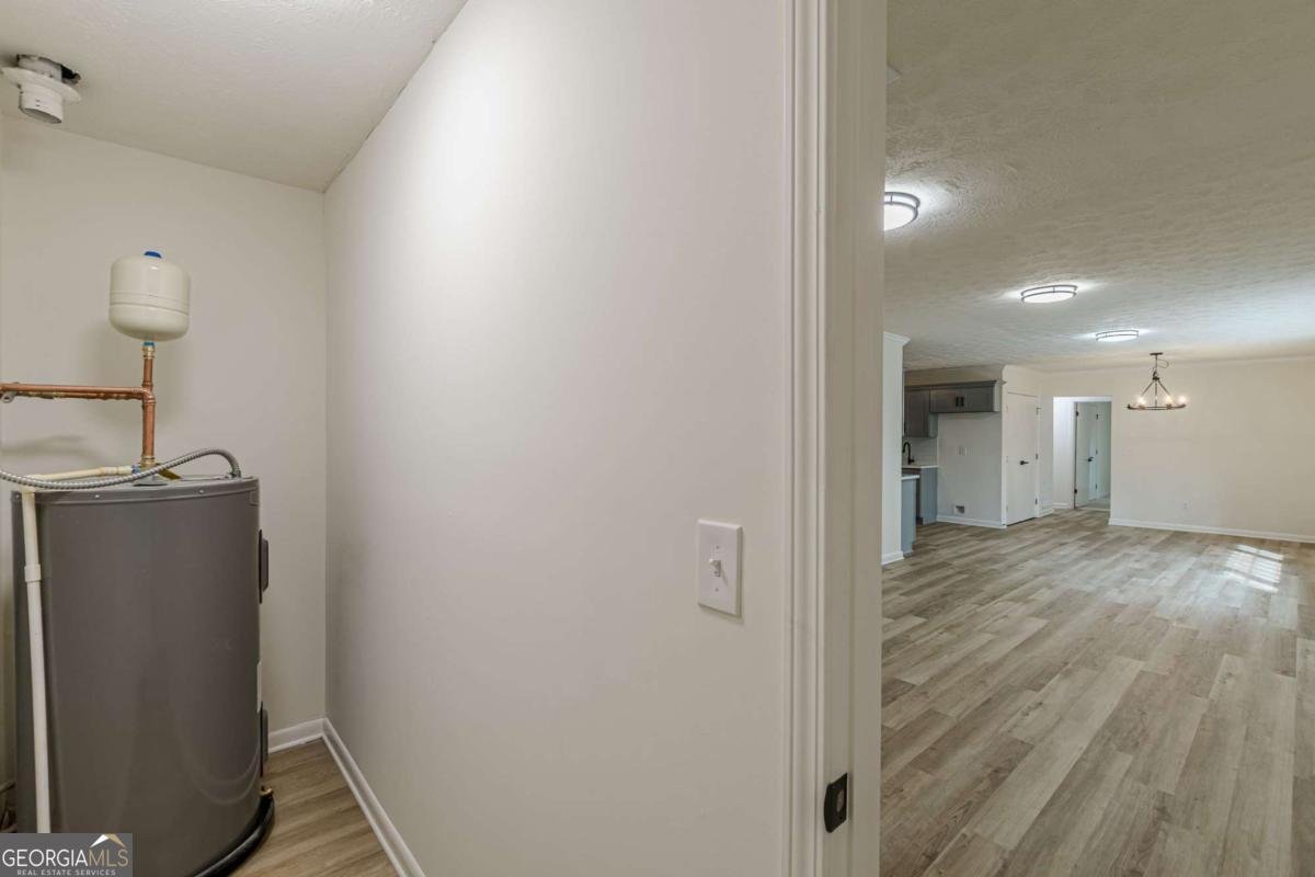 7498 Helms Court Jonesboro - Photo 45