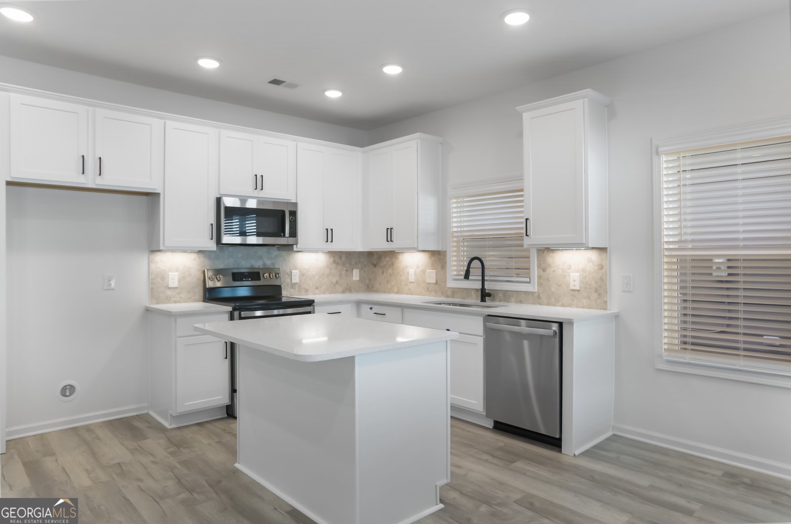 195 Jackson Heights Cleveland - Photo 17