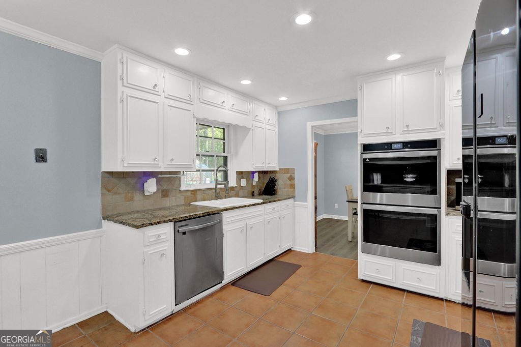 466 Hickory Hills Drive Stone Mountain - Photo 13