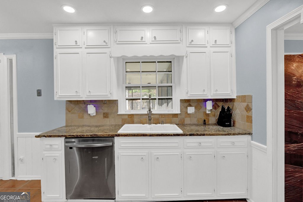 466 Hickory Hills Drive Stone Mountain - Photo 14