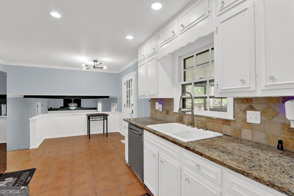 466 Hickory Hills Drive Stone Mountain - Photo 15