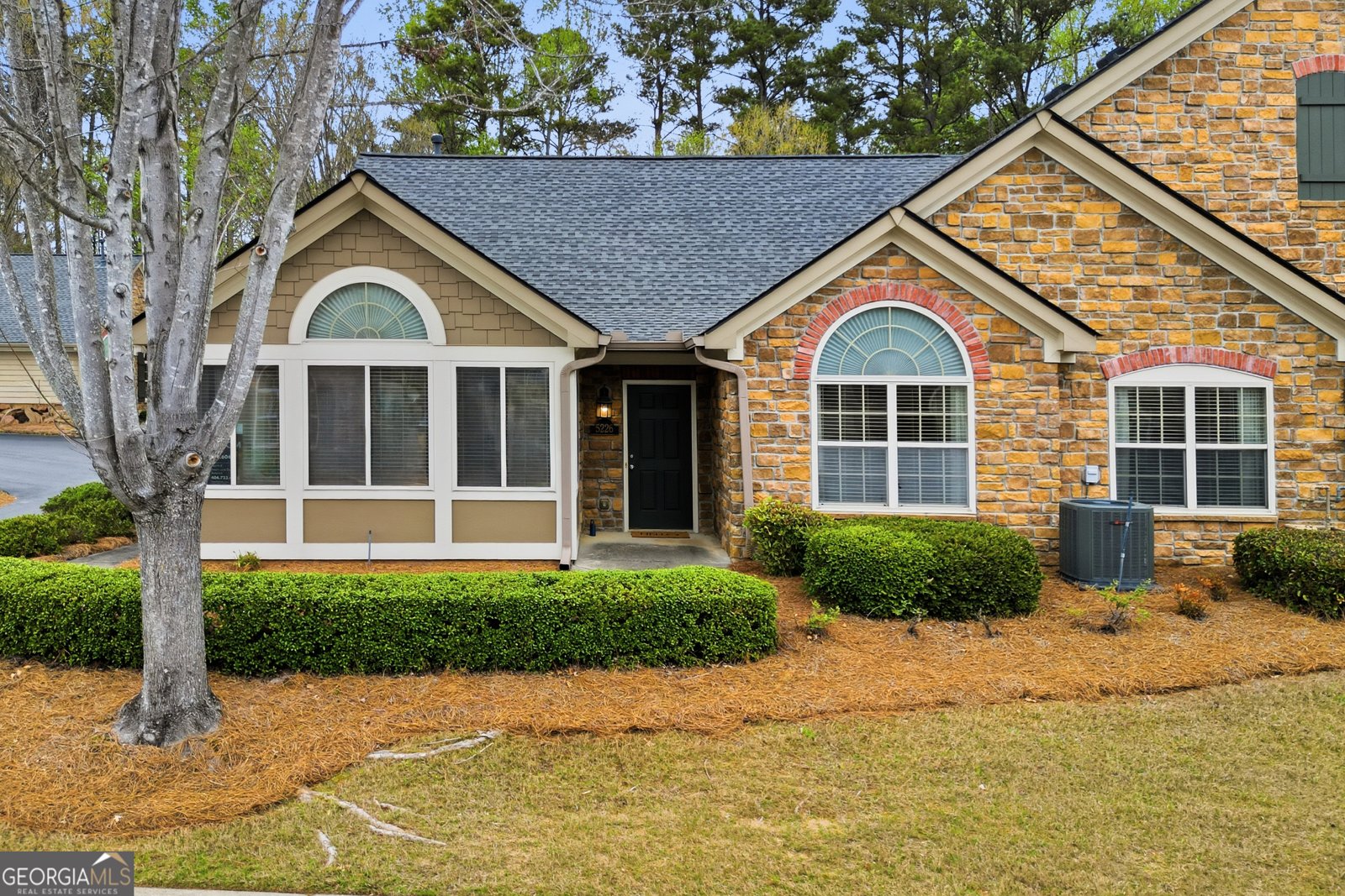 5226 Stone Village Circle Kennesaw - Photo 1