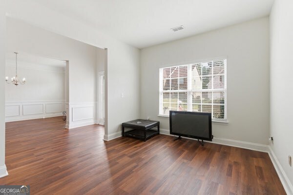 4925 Locherby Drive Fairburn - Photo 13