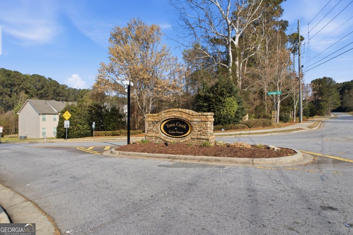 4925 Locherby Drive Fairburn - Photo 82