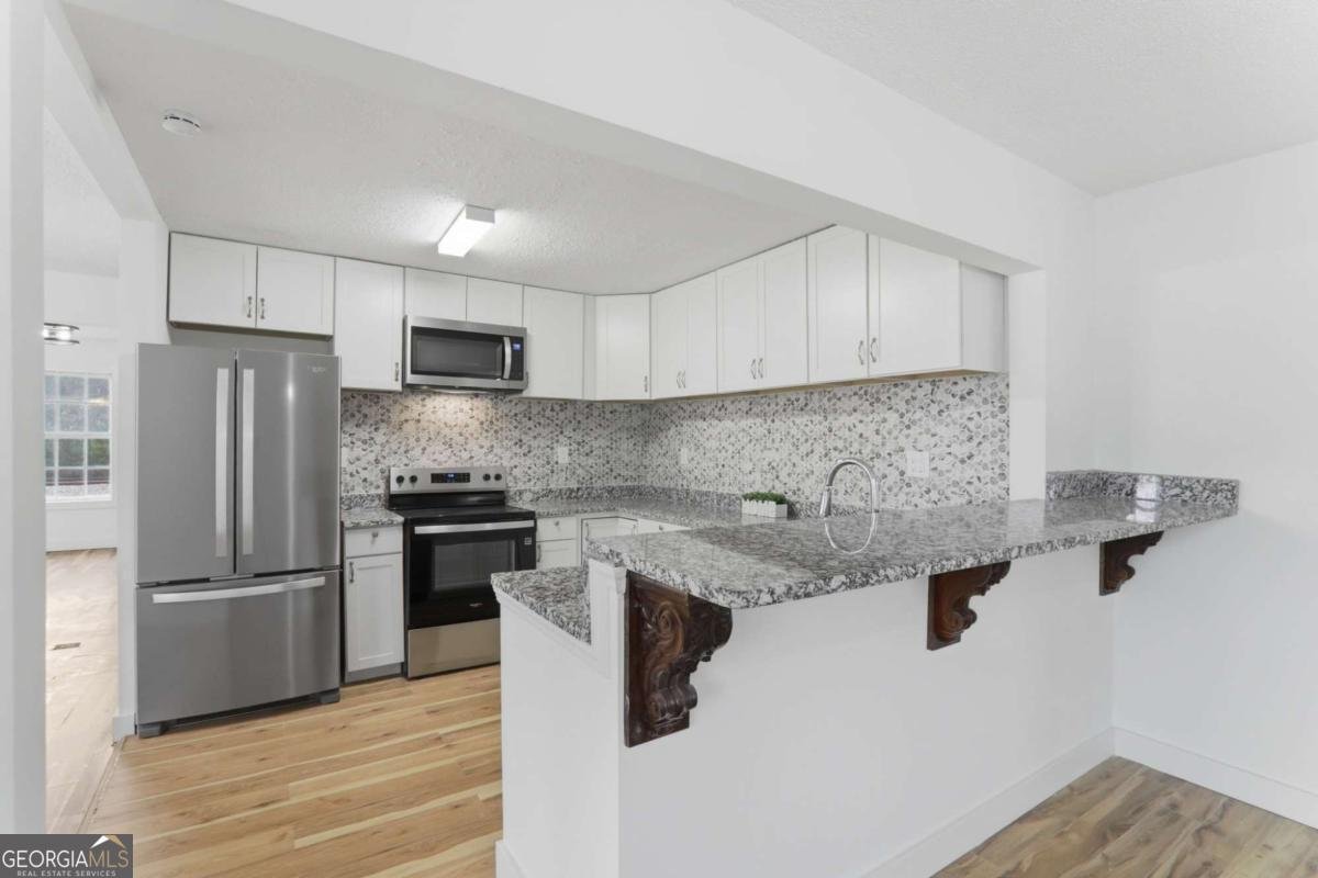 4361 Ben Hill Road Lithia Springs - Photo 8