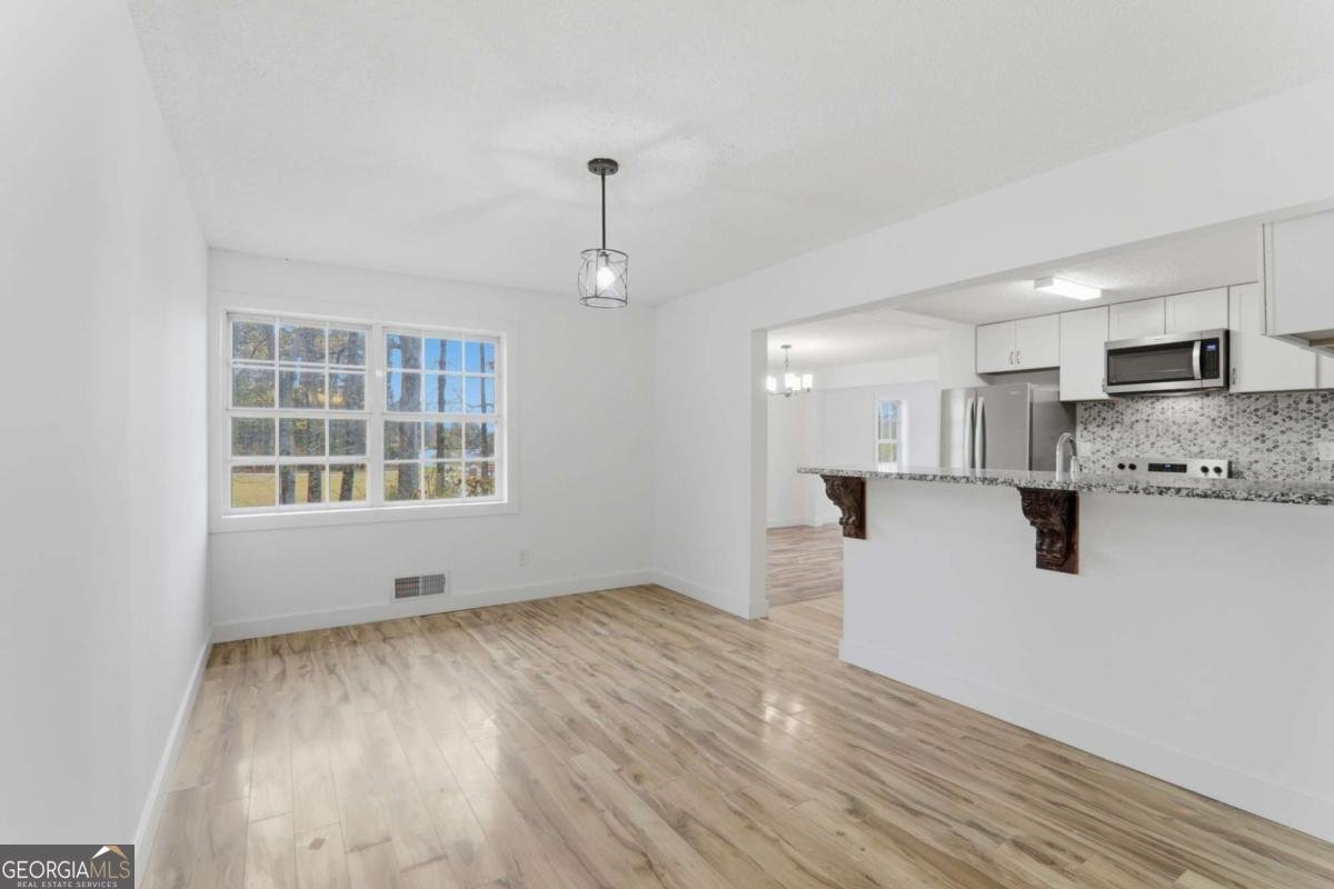 4361 Ben Hill Road Lithia Springs - Photo 9