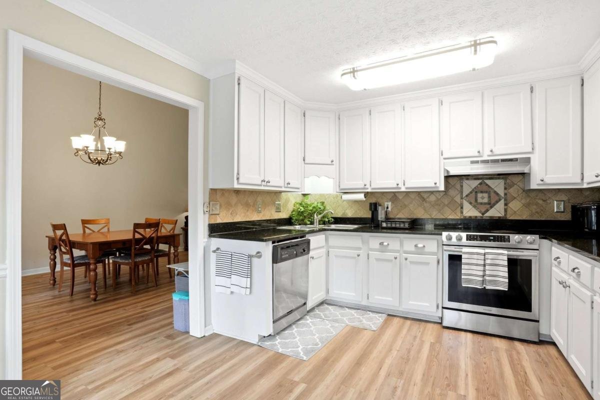 3075 Oak Meadow Drive Snellville - Photo 6