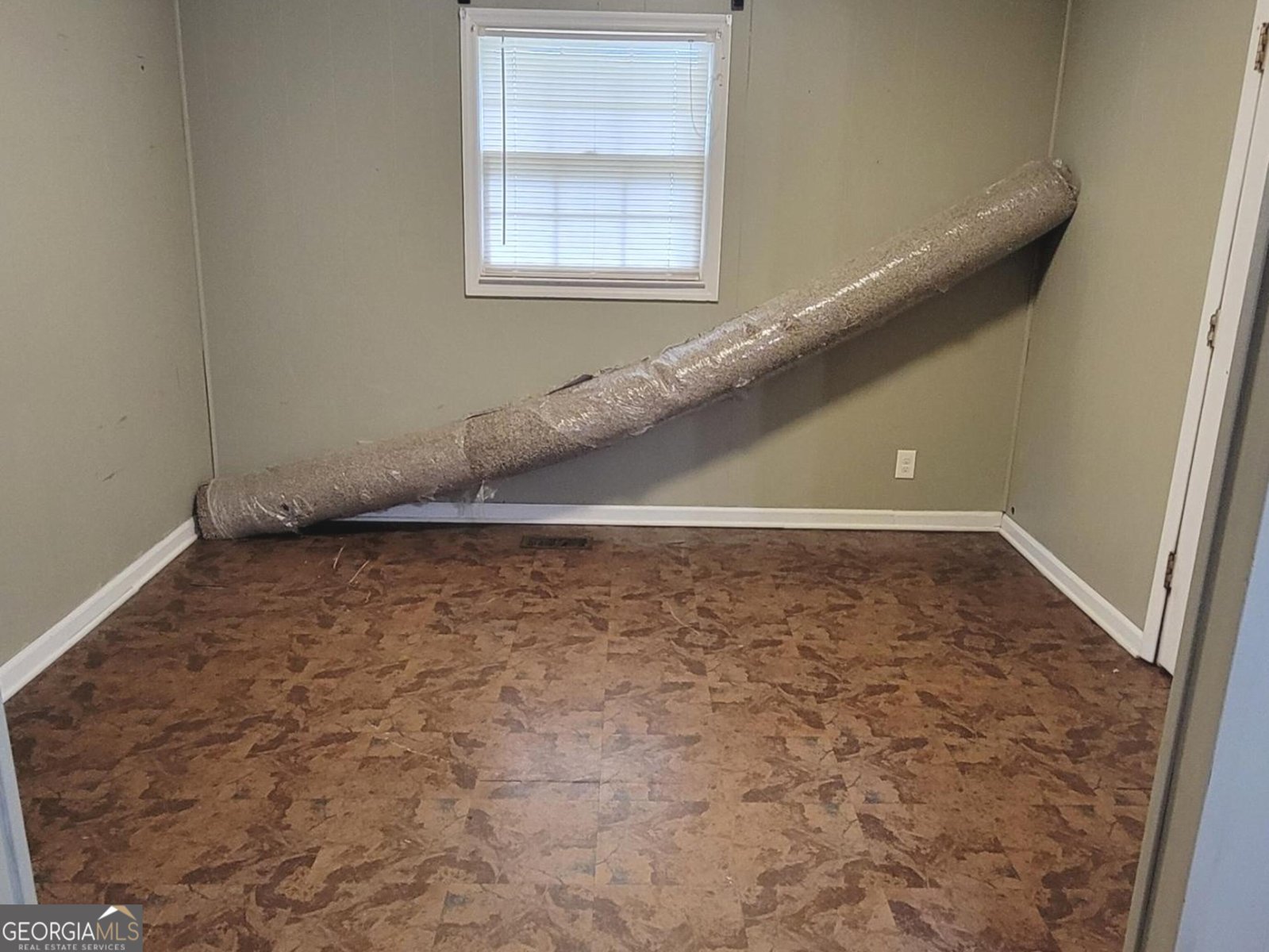 335 Laurel Lane Lagrange - Photo 10