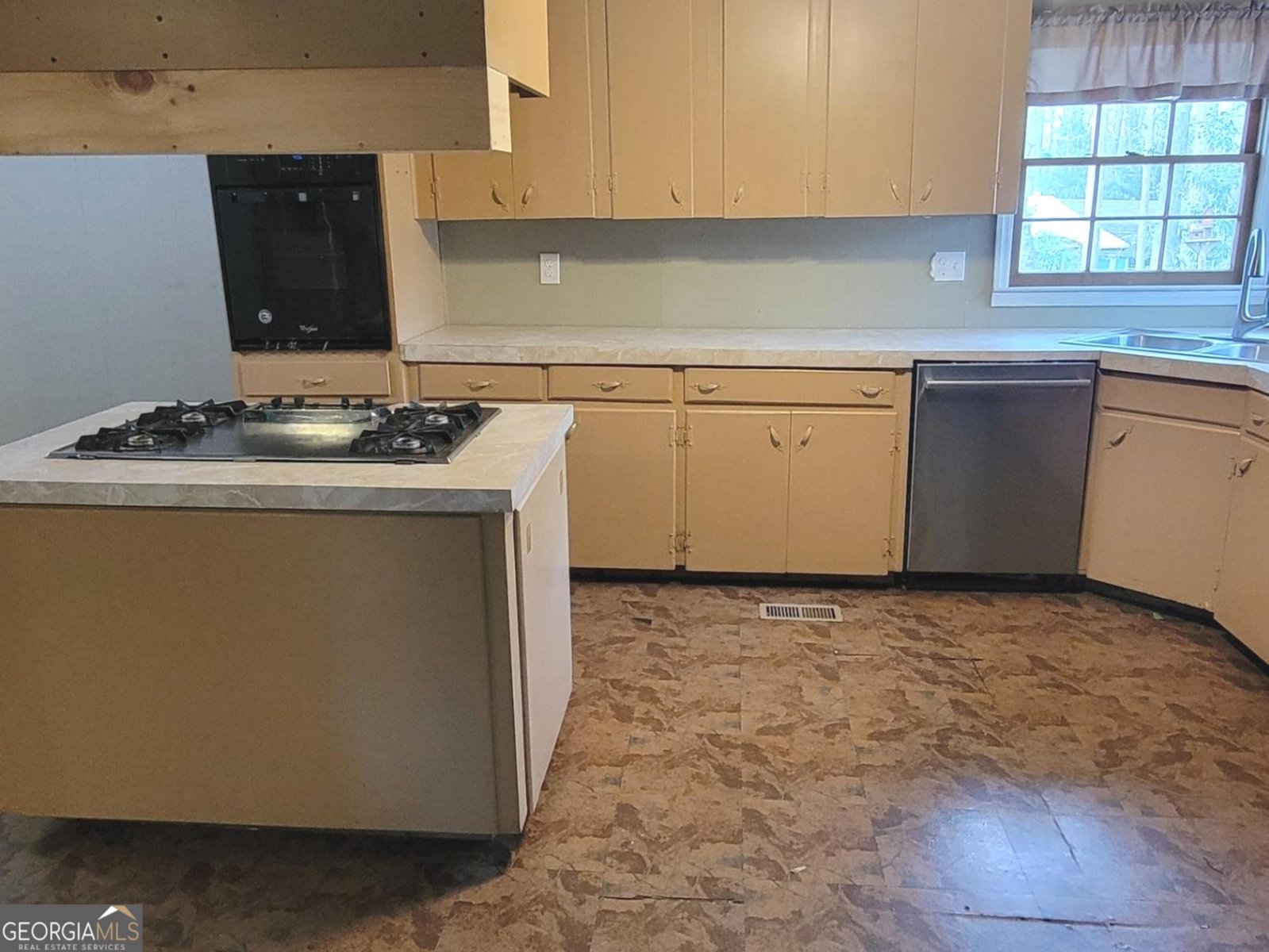 335 Laurel Lane Lagrange - Photo 8