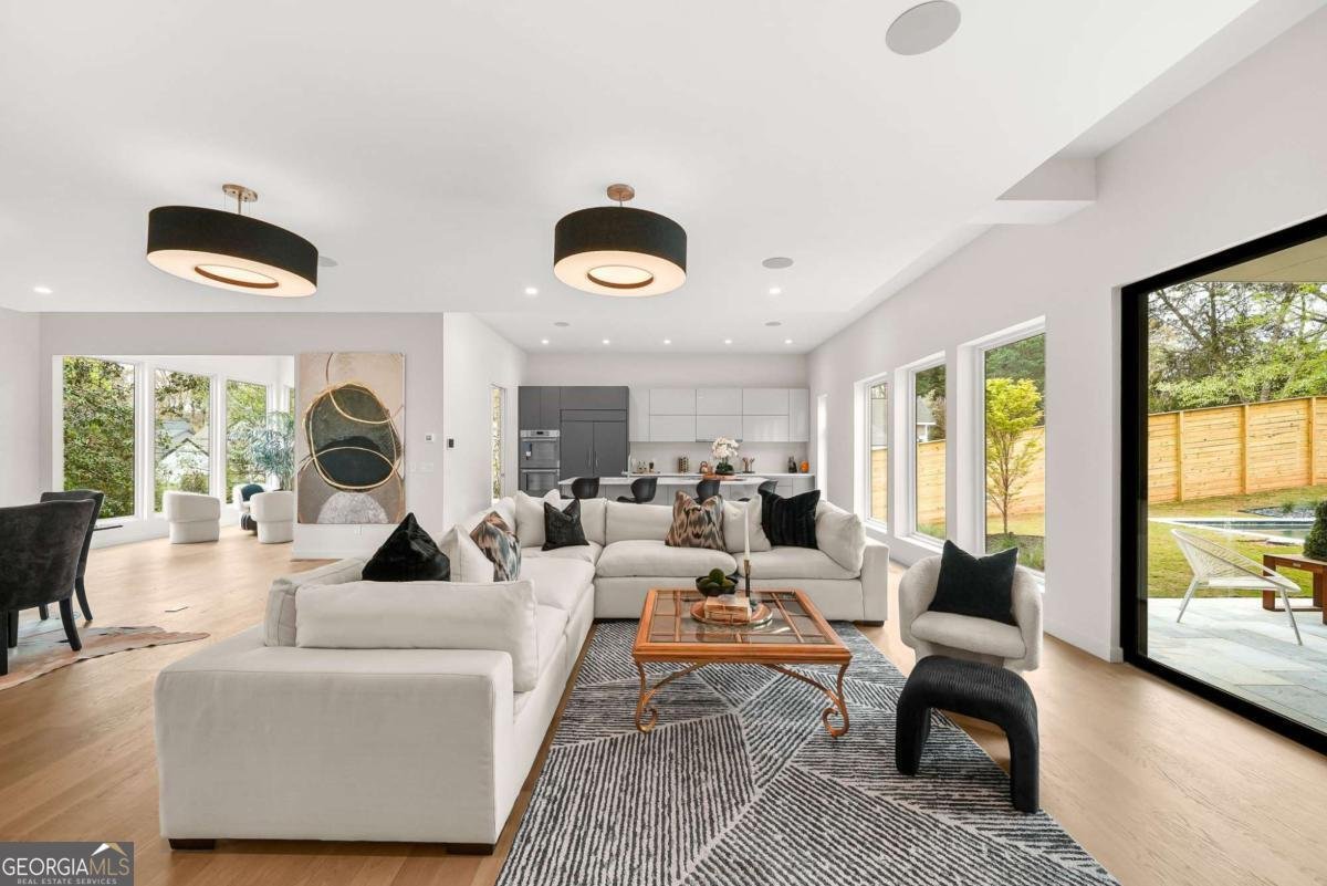 1260 Kingsley Circle Atlanta - Photo 10