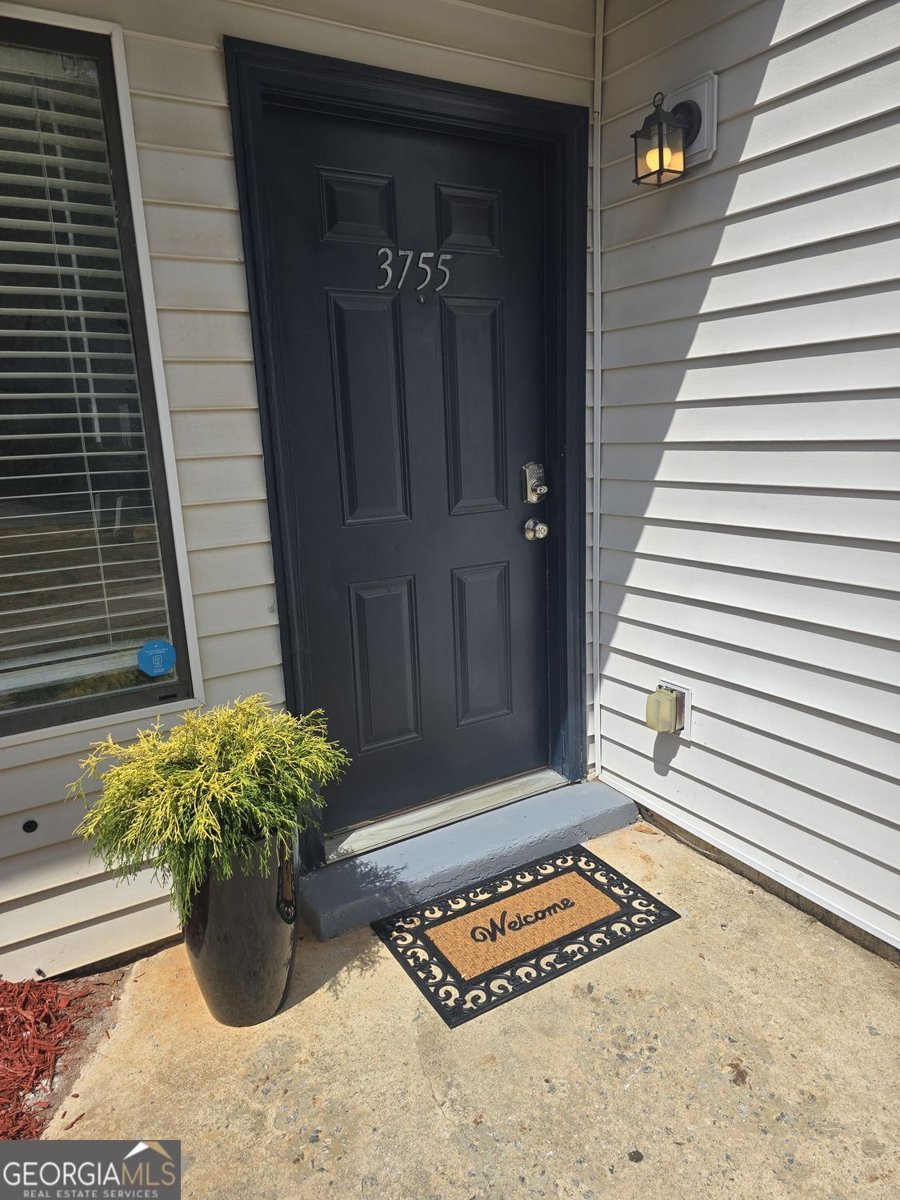 3755 Mulkey Circle Marietta - Photo 1