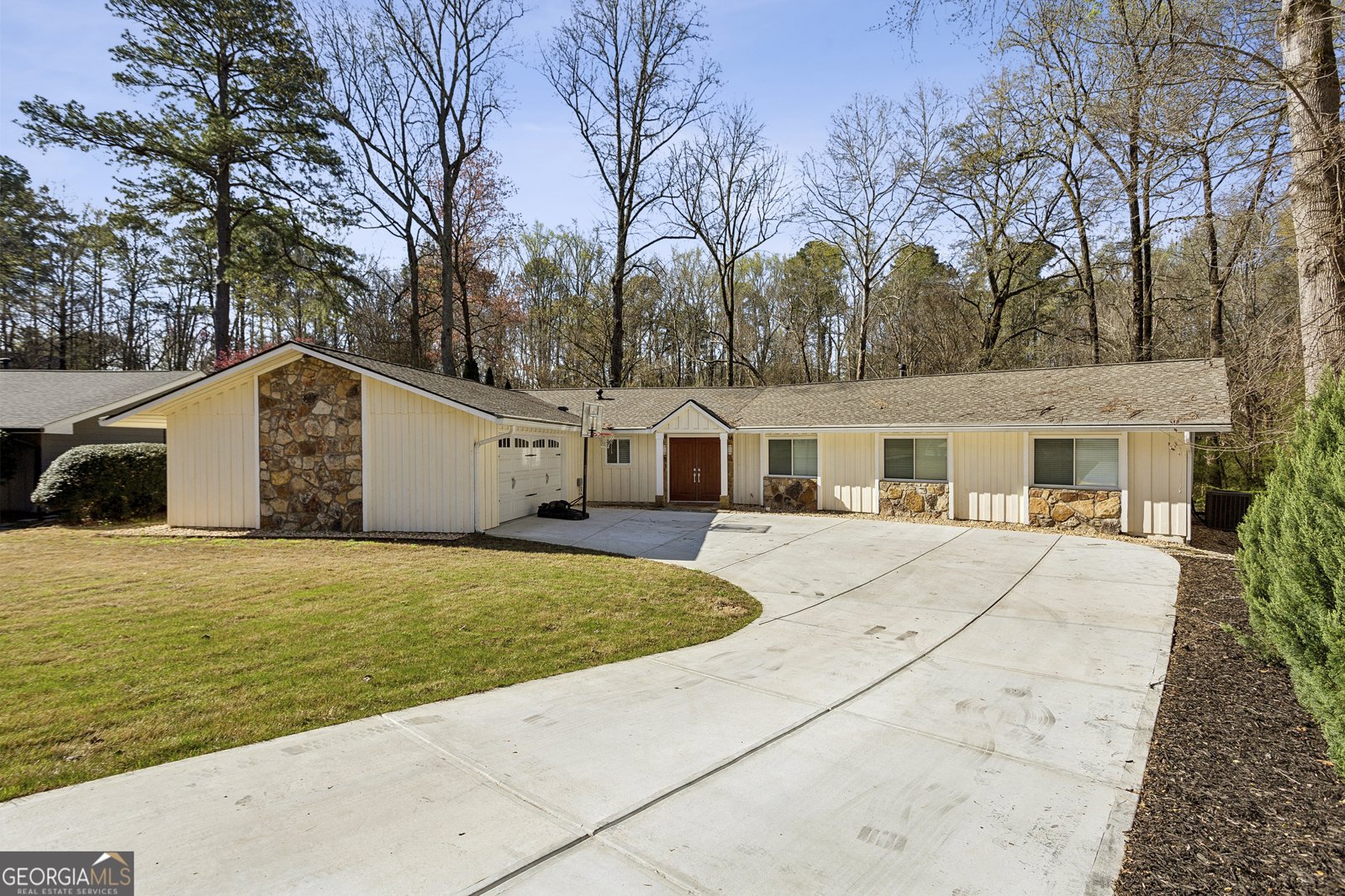 331 Ridgewater Drive Marietta - Photo 1