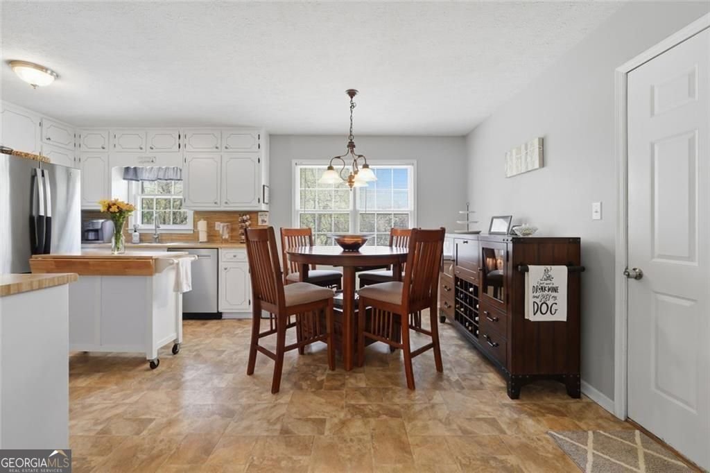 536 Valleyview Drive Winder - Photo 6