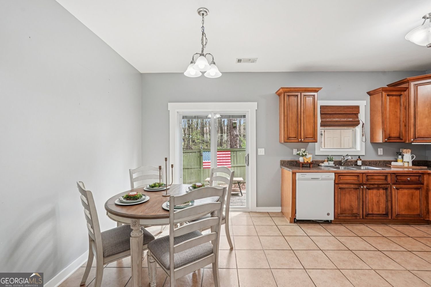 407 Lake Drive Carrollton - Photo 11