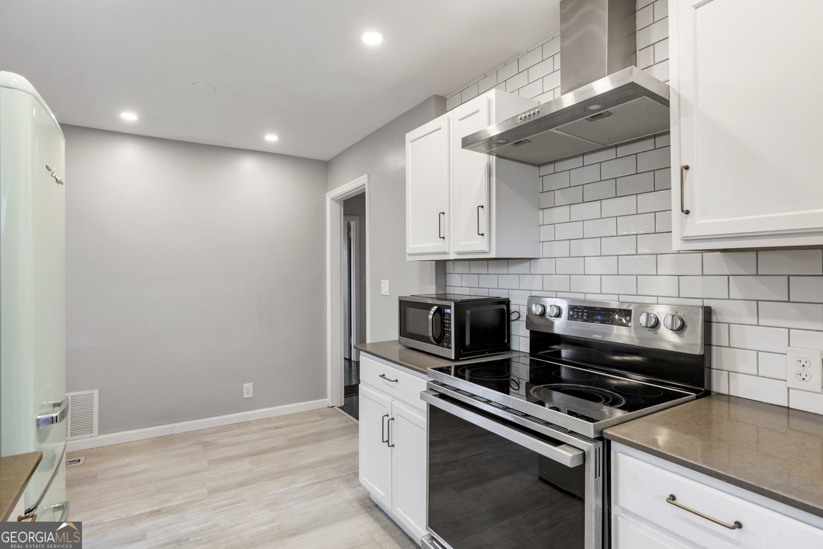 455 Warren Street Rossville - Photo 11