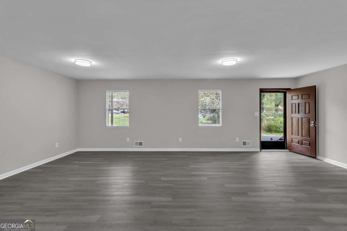 5521 Wind Drive Lilburn - Photo 9