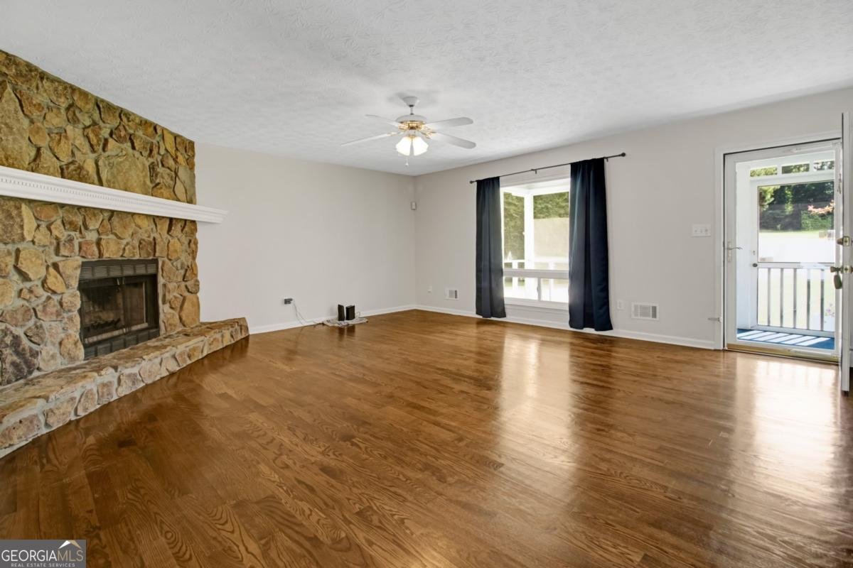 145 Deer Ridge Court Mcdonough - Photo 8