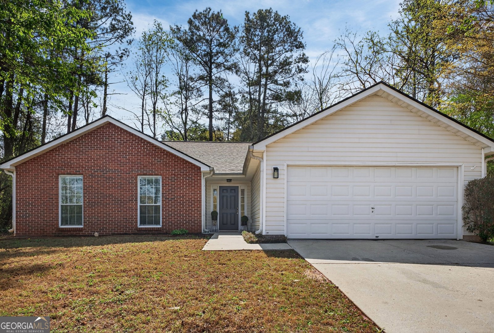 222 Eagles Crest Court McDonough - Photo 1