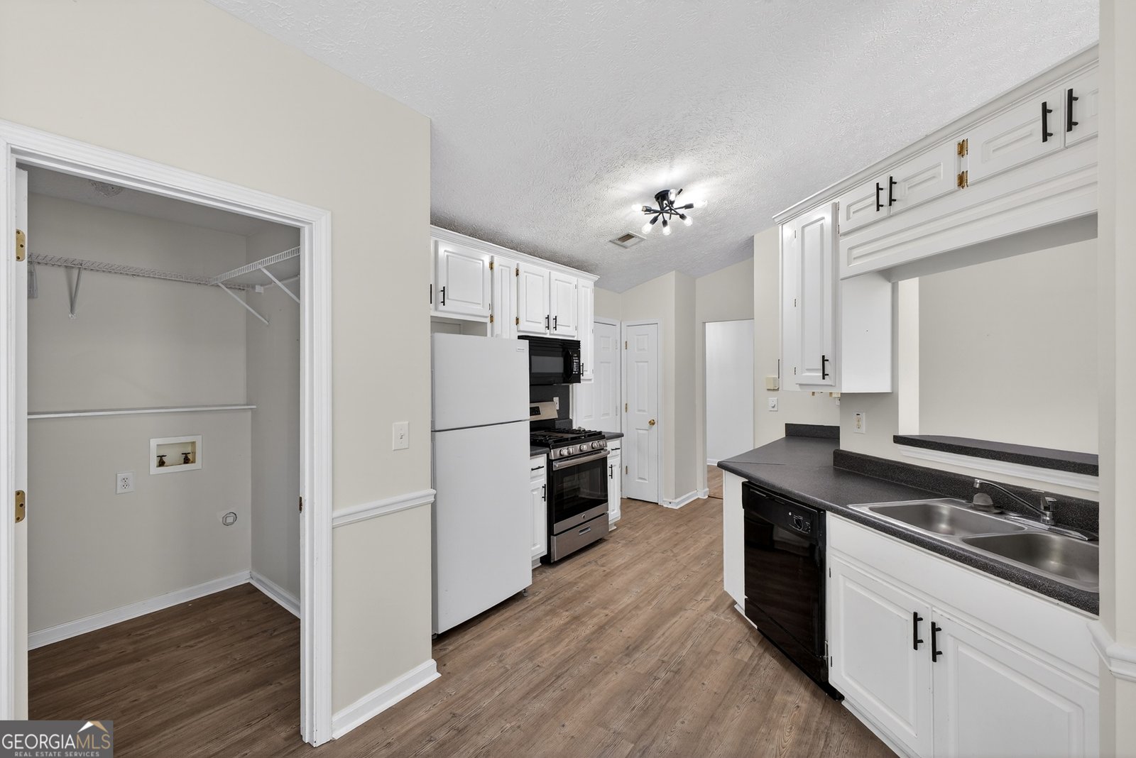 222 Eagles Crest Court McDonough - Photo 10