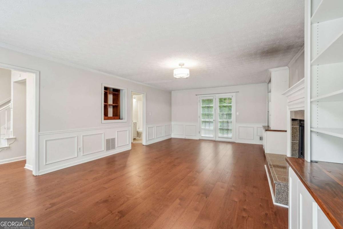 2895 Shurburne Drive Alpharetta - Photo 8