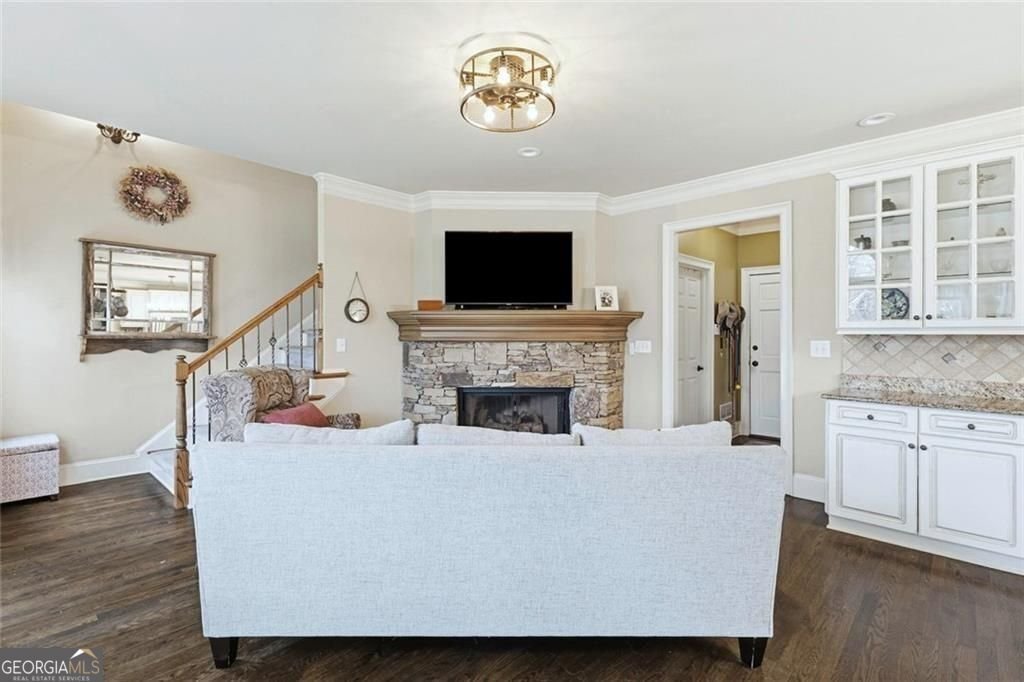 3331 Aylesbury Court Roswell - Photo 10