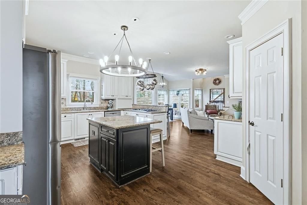 3331 Aylesbury Court Roswell - Photo 8