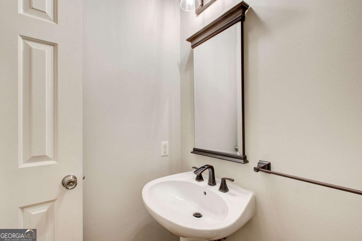 940 Waters Reach Court Alpharetta - Photo 23