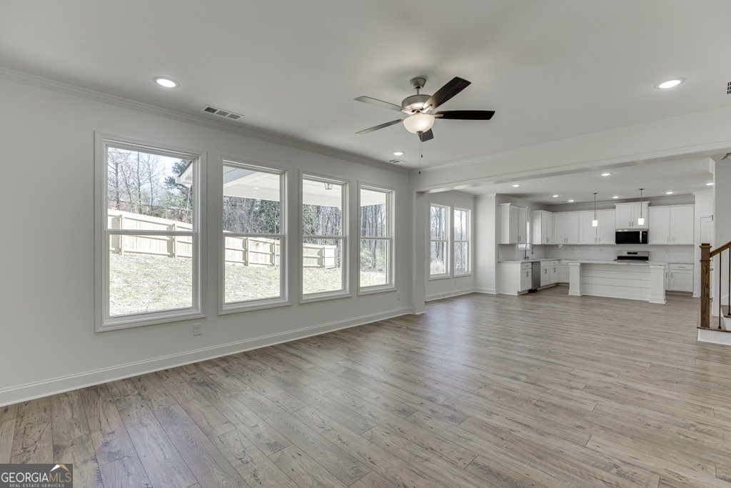 929 Lakeview Commerce - Photo 19