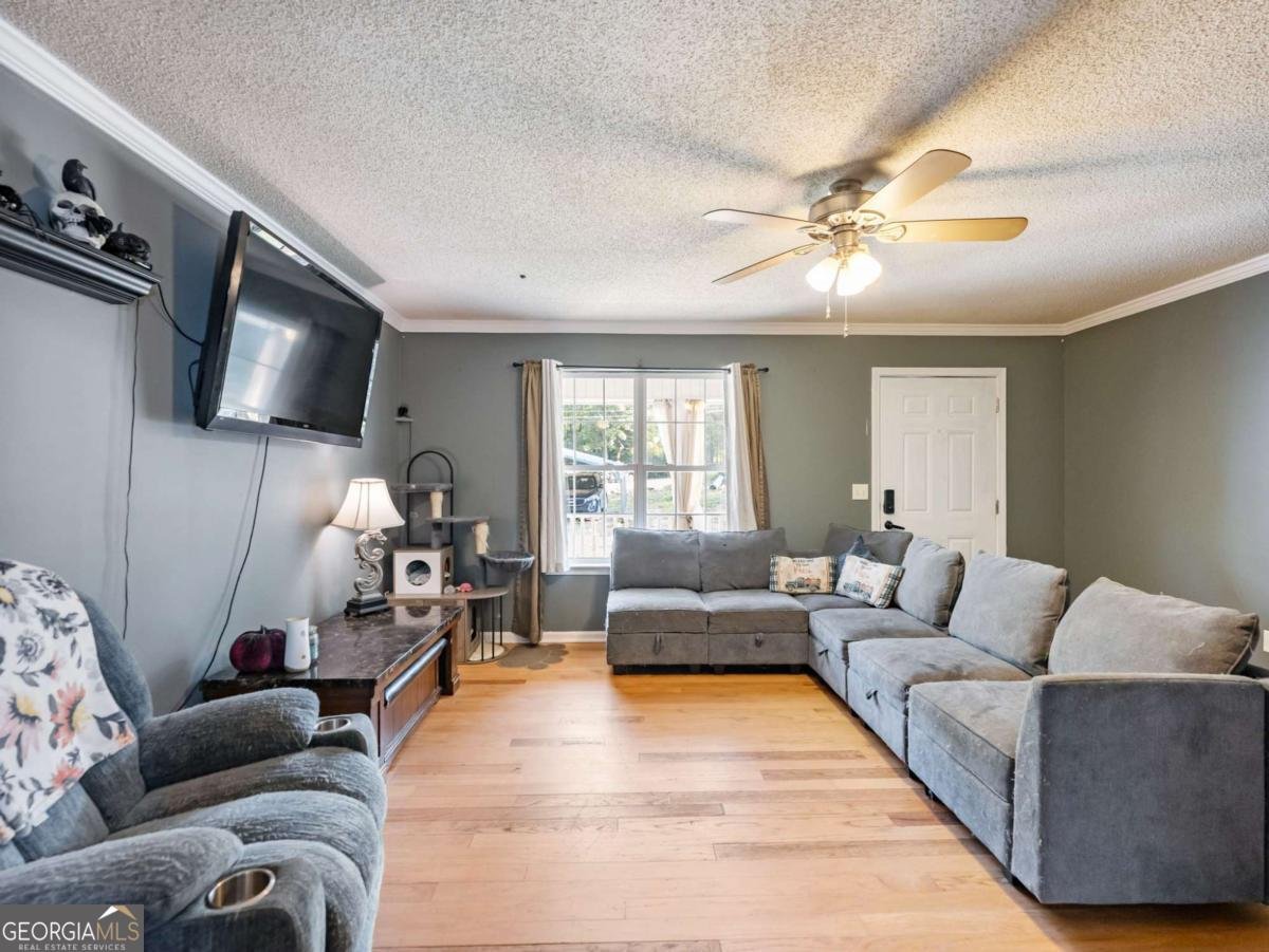 310 Georgian Terrace Alto - Photo 6