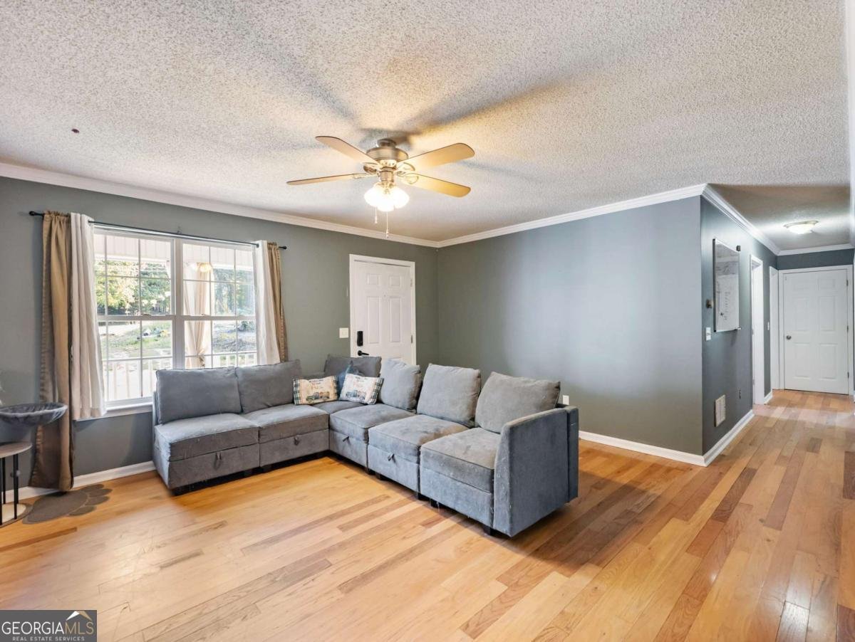 310 Georgian Terrace Alto - Photo 8