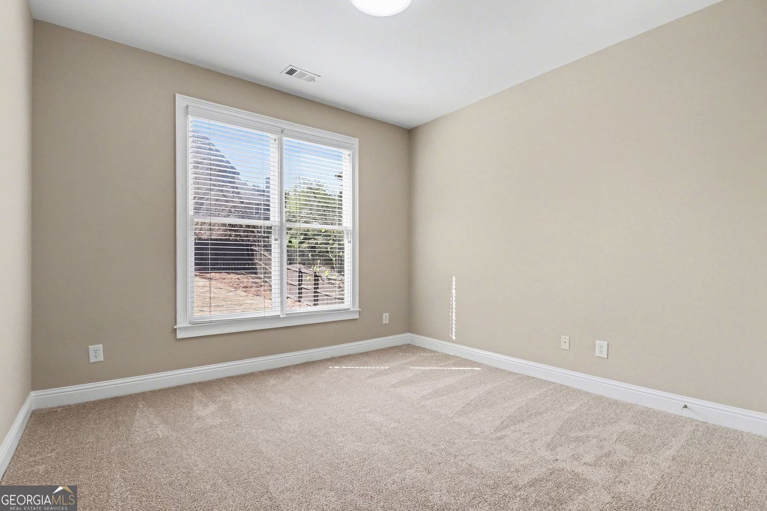 545 Stonebury Drive Alpharetta - Photo 8