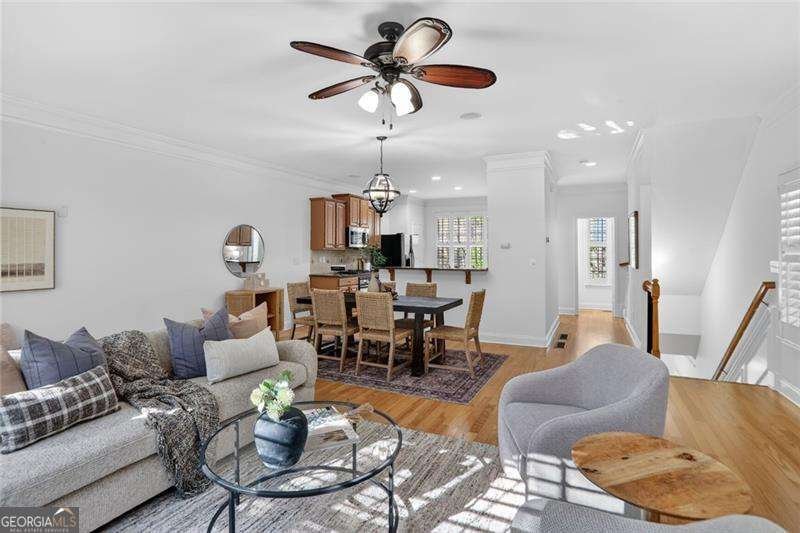 715 Coligny Court Sandy Springs - Photo 6