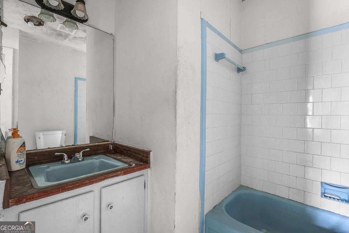 164 Azalea Avenue Garden City - Photo 29