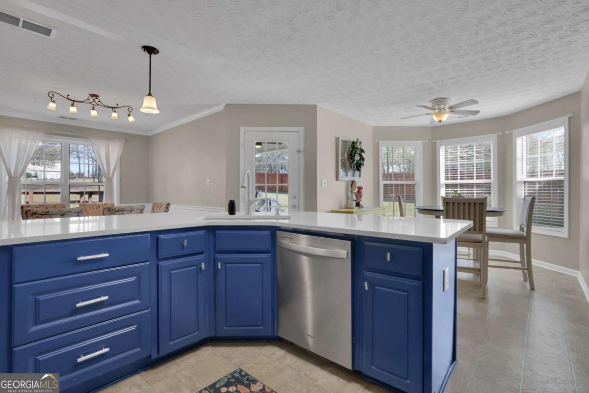 1496 Anita Bluff Circle Lawrenceville - Photo 15