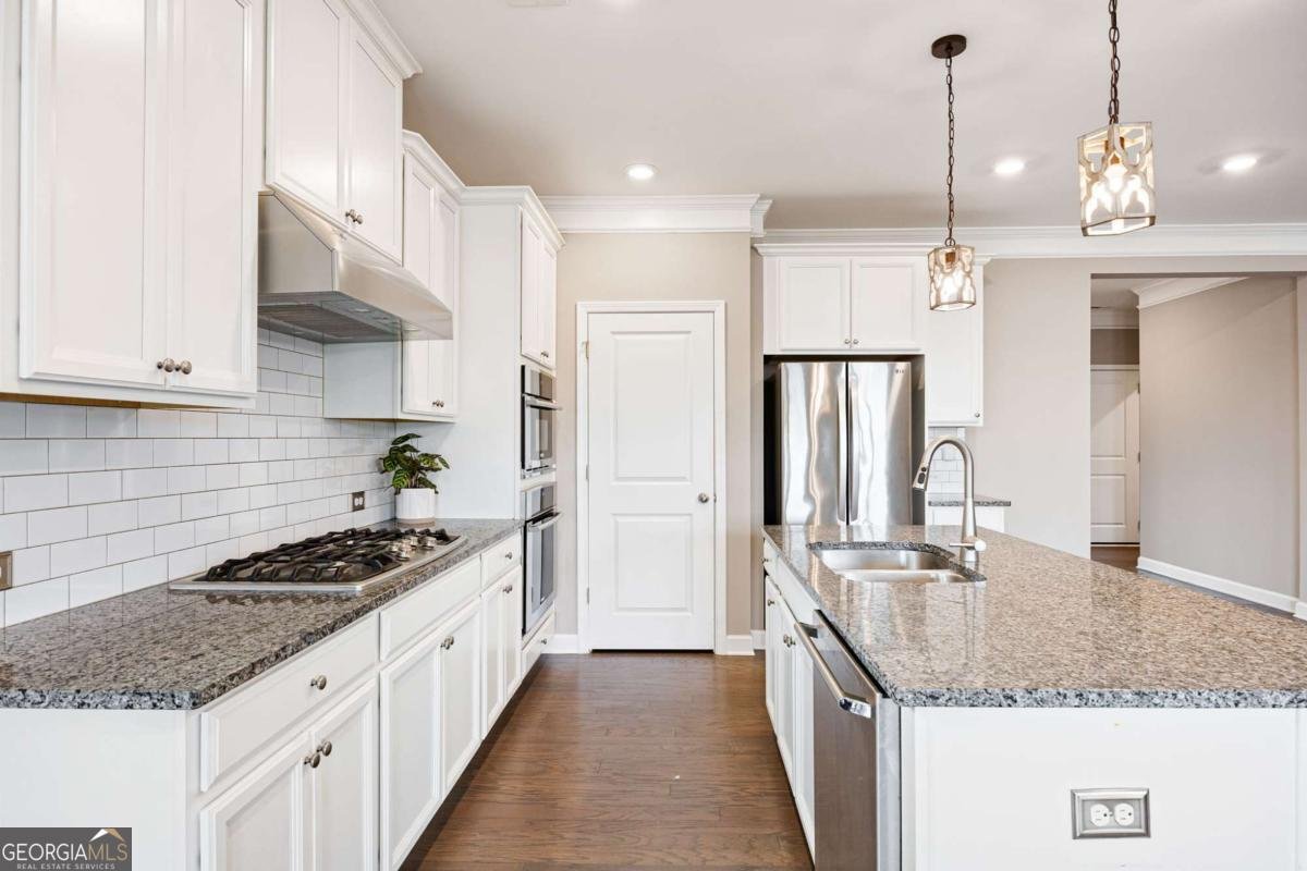 741 Rockwood Court Canton - Photo 11