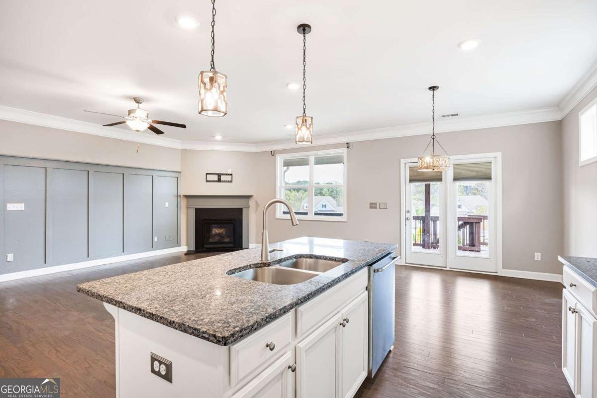 741 Rockwood Court Canton - Photo 13