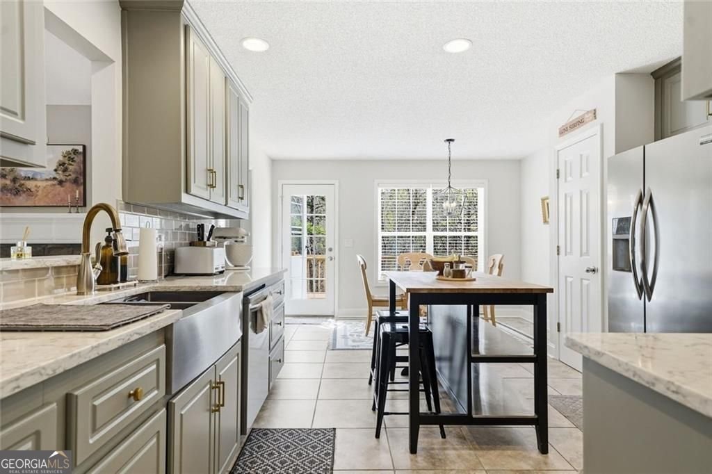 114 Hammond Drive Canton - Photo 18