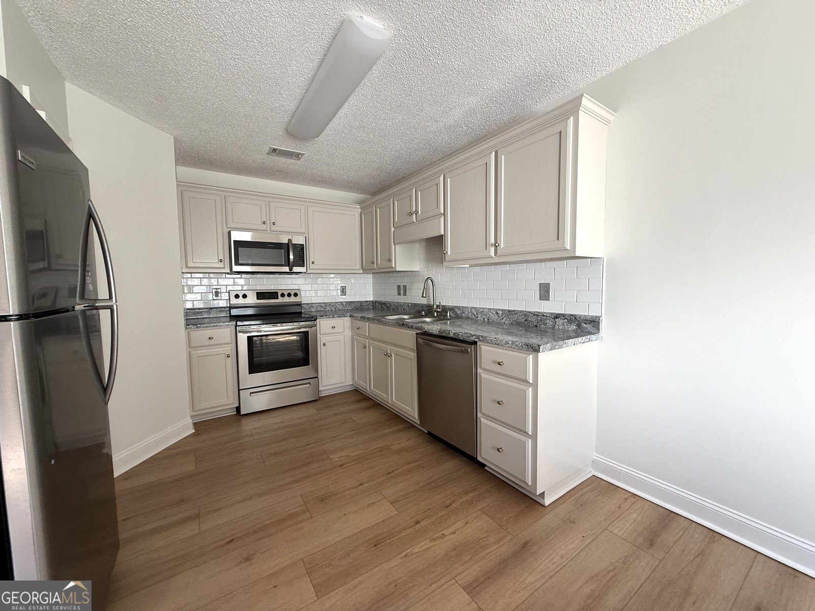 70 SHANNONS Court COMER - Photo 12