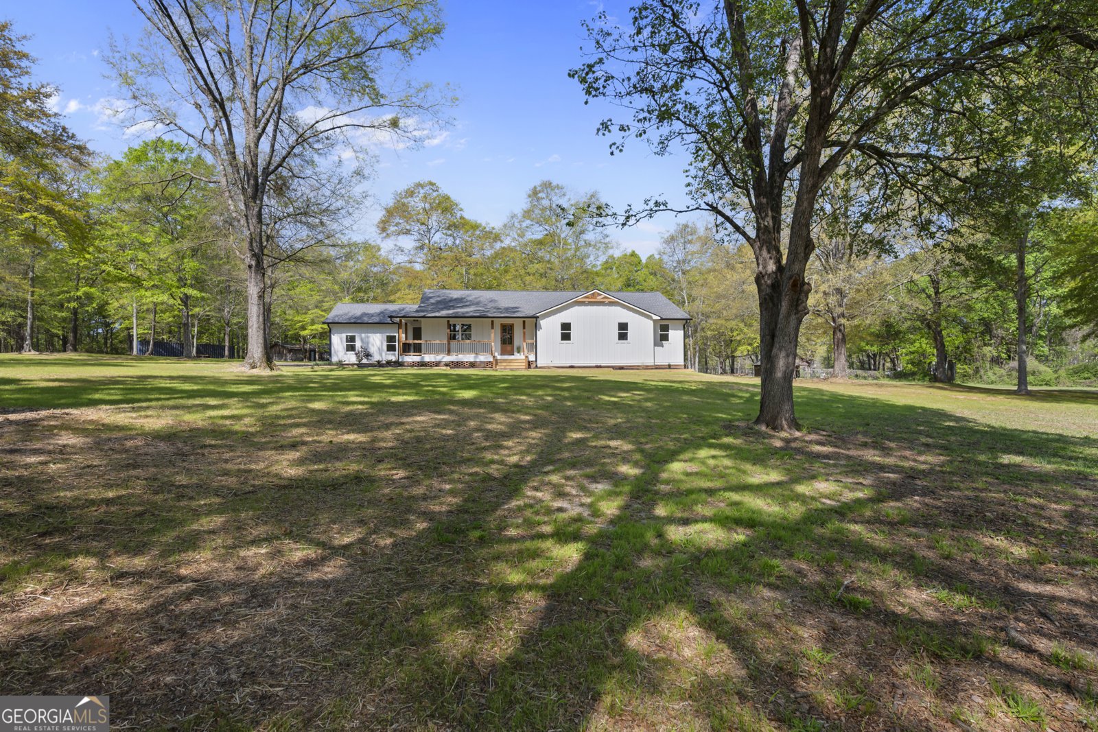 401 Coleman Drive Statham - Photo 1