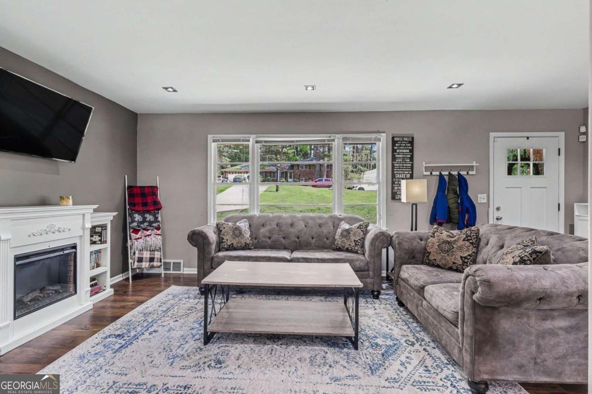 2257 Colleen Court Decatur - Photo 9