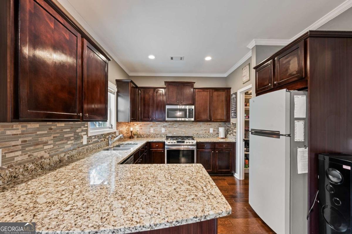 555 Evergreen Way Jefferson - Photo 22